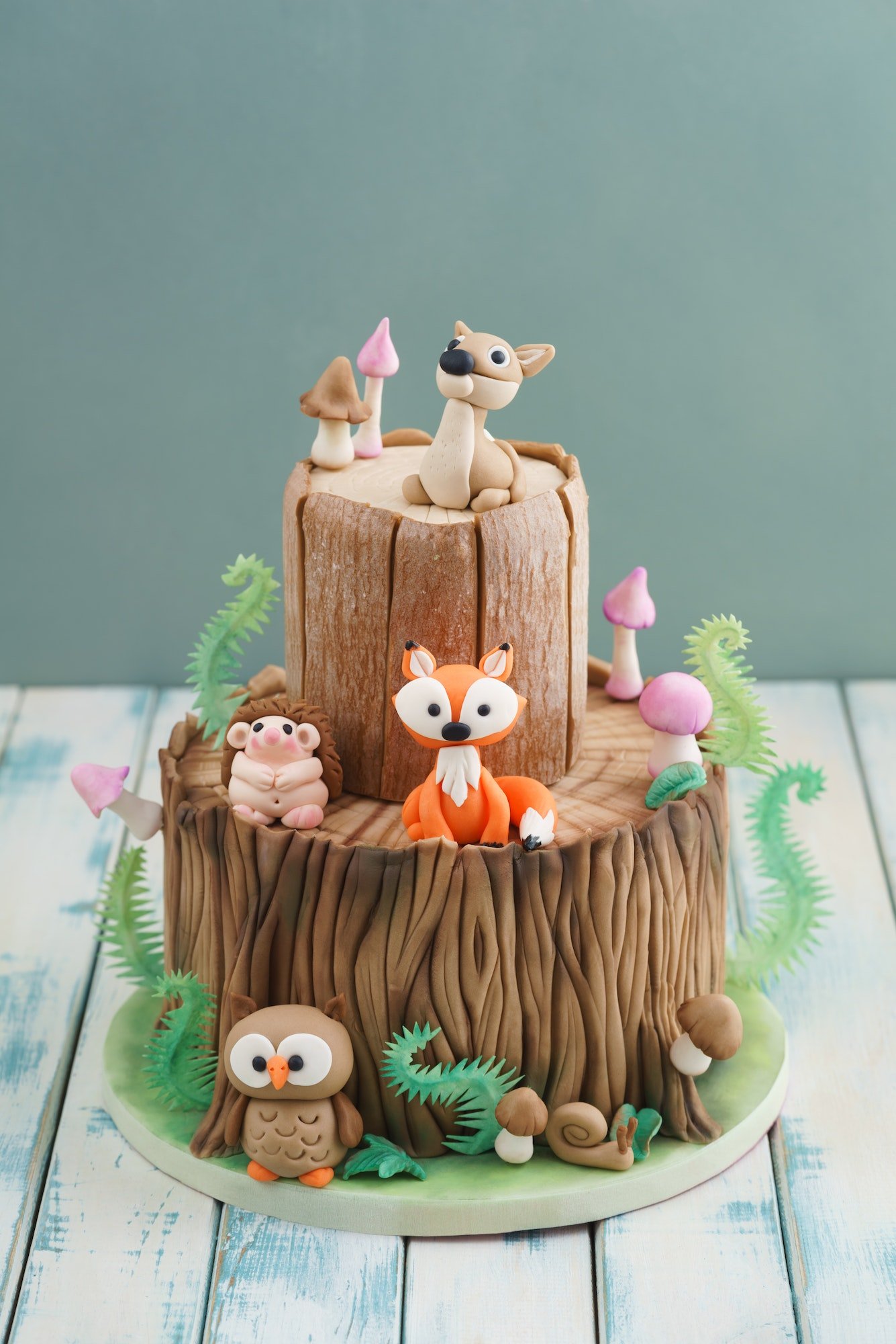 enchanted-forest-cake.jpg